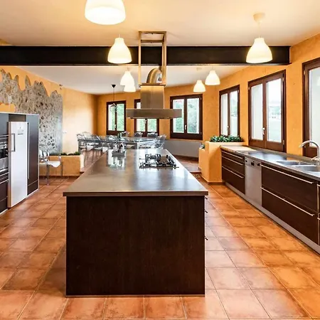 Boadella Rustic Casa Rural En El Alt Emporda