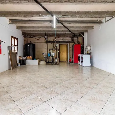 Boadella Rustic Casa Rural En El Alt Emporda *